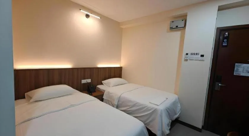 Bed in Weiss Hotels Kepong Baru