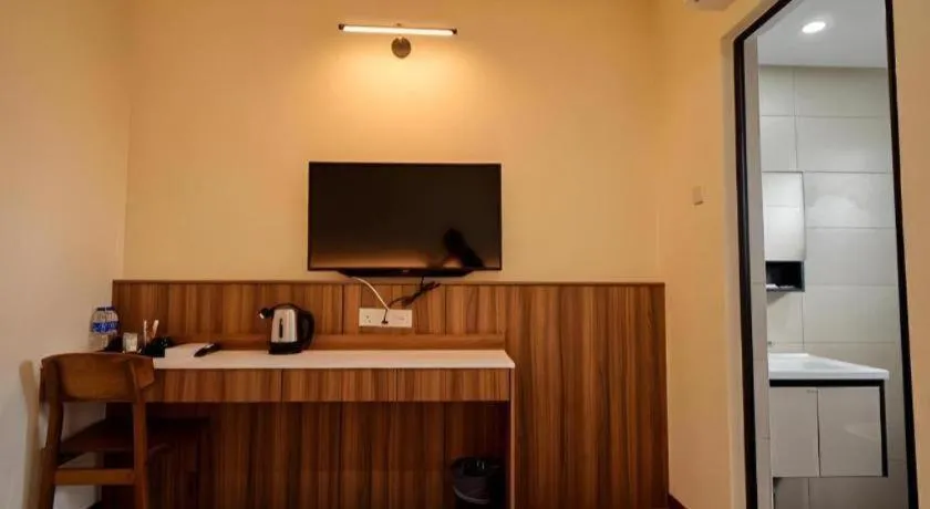 Weiss Hotels Kepong Baru