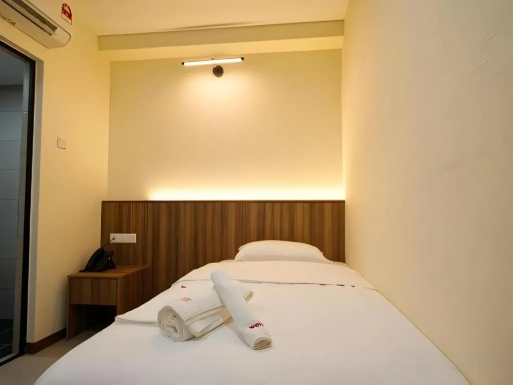 Bed in Weiss Hotels Kepong Baru