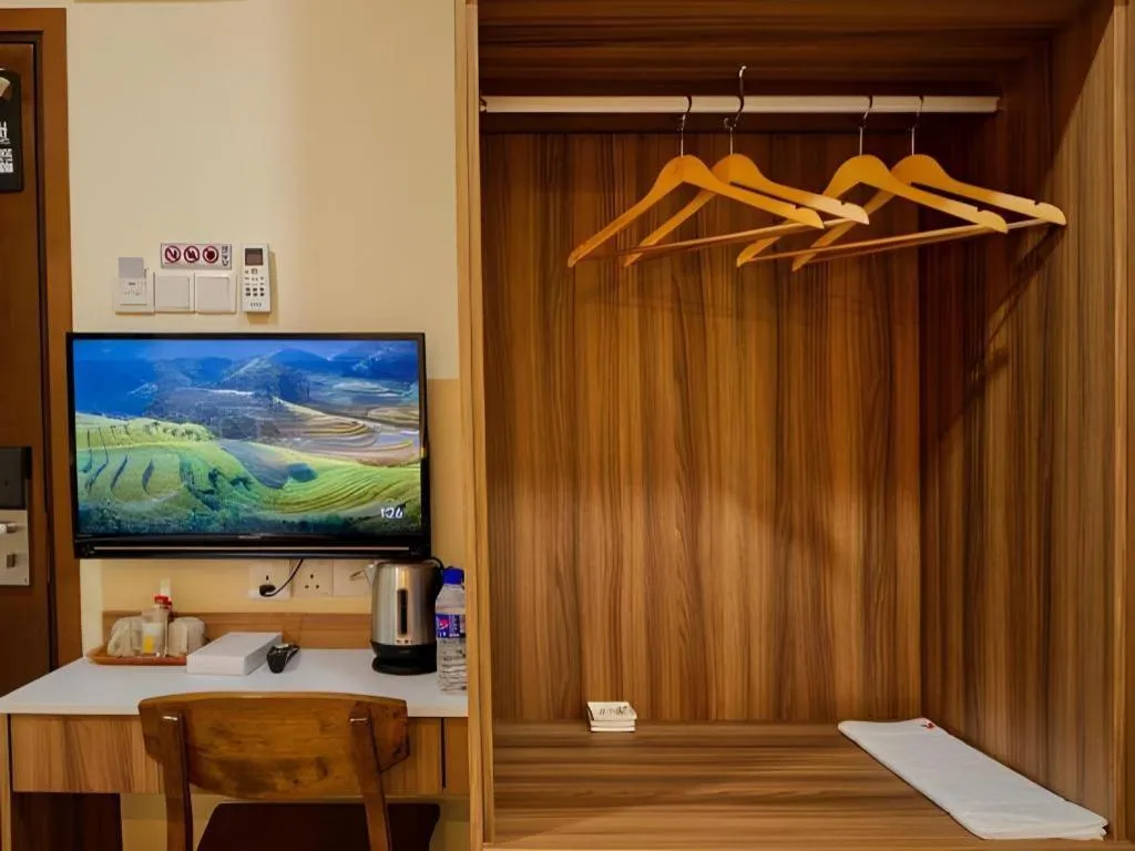 Weiss Hotels Kepong Baru