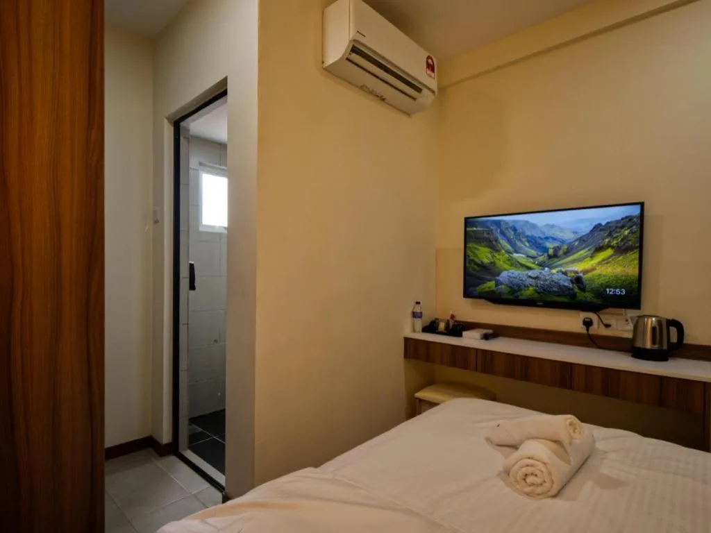 Bed in Weiss Hotels Kepong Baru