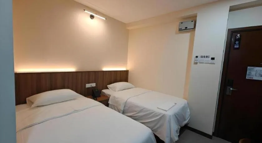 Bed in Weiss Hotels Kepong Baru