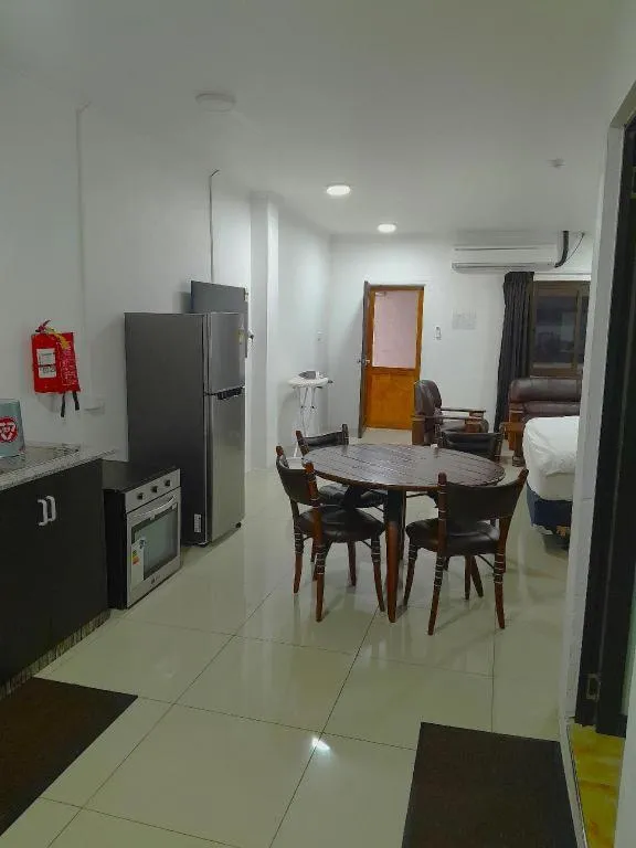 White Diamond Apartment