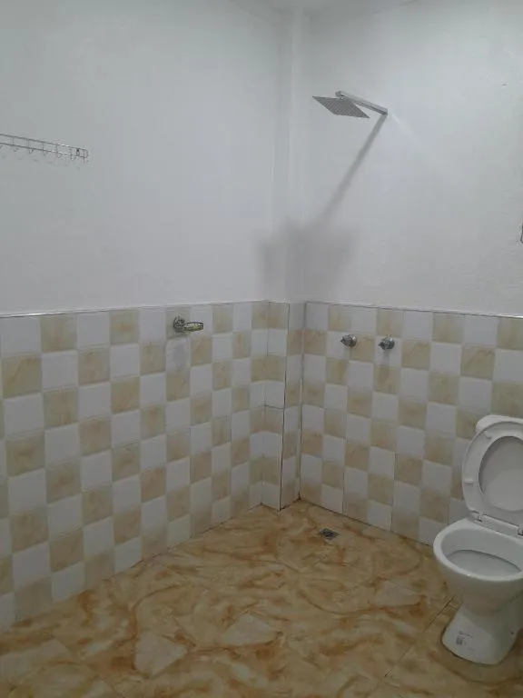 White Diamond Apartment