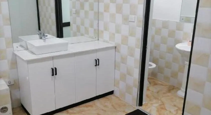 White Diamond Apartment