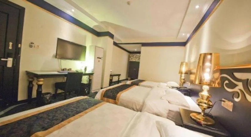 Bed in Guilin Sapphire hotel