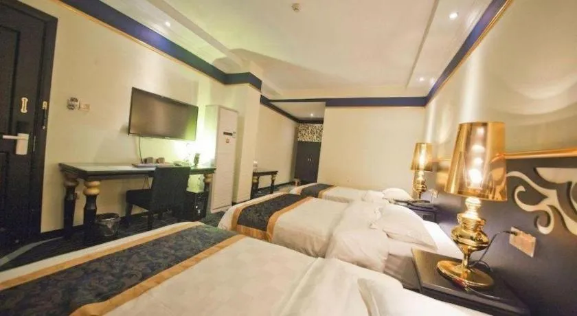 Bed in Guilin Sapphire hotel