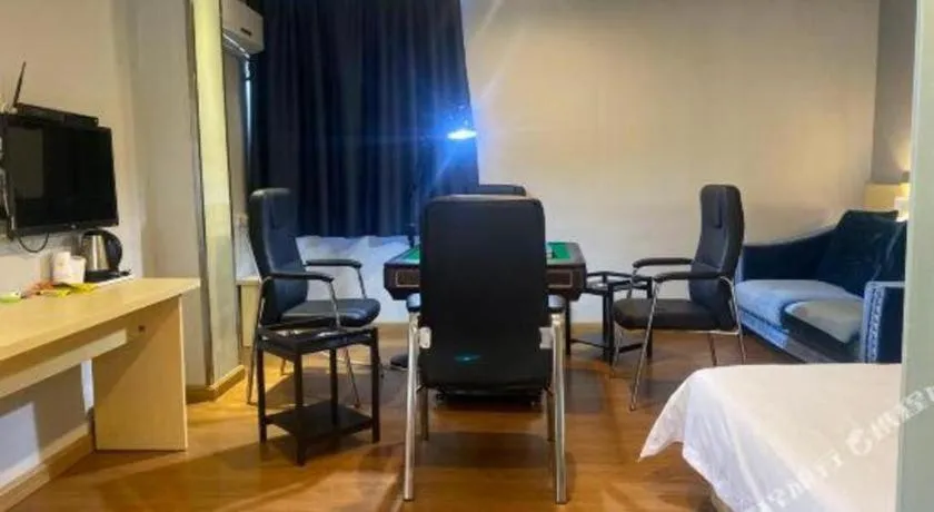 Bed in 7 Days Inn Foshan University Creative Industry Park