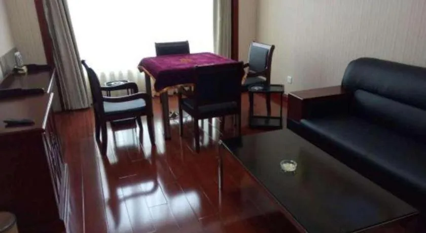 Vienna Hotel SH Wildlife Park Station