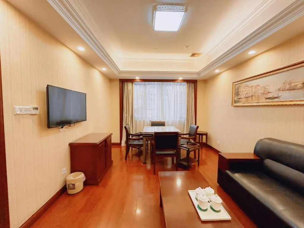 Vienna Hotel SH Wildlife Park Station