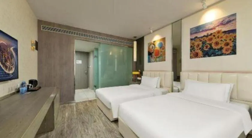 Bed in Jinjiang Metropolo Hotel Shenyang Country Garden Datong Lake Subway Station Branch