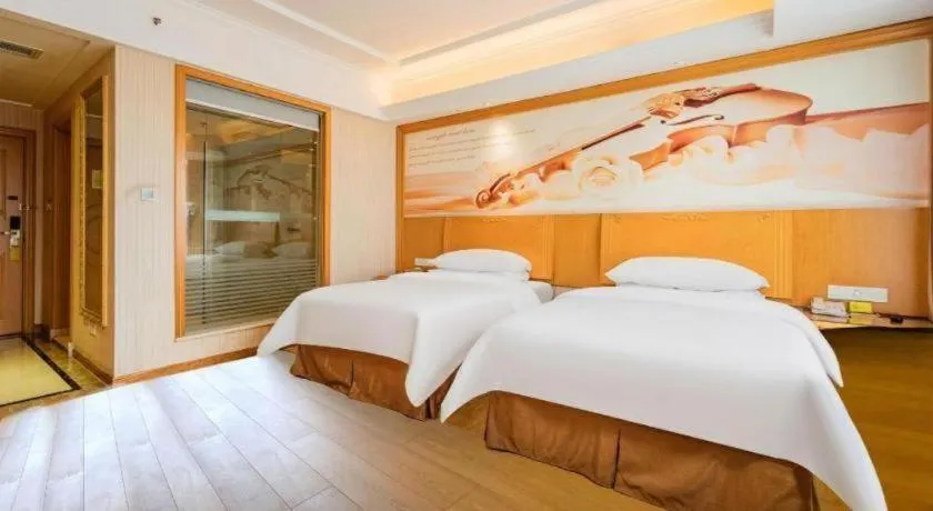 Bed in Vienna Hotel Chengdu Xinfan Furniture City