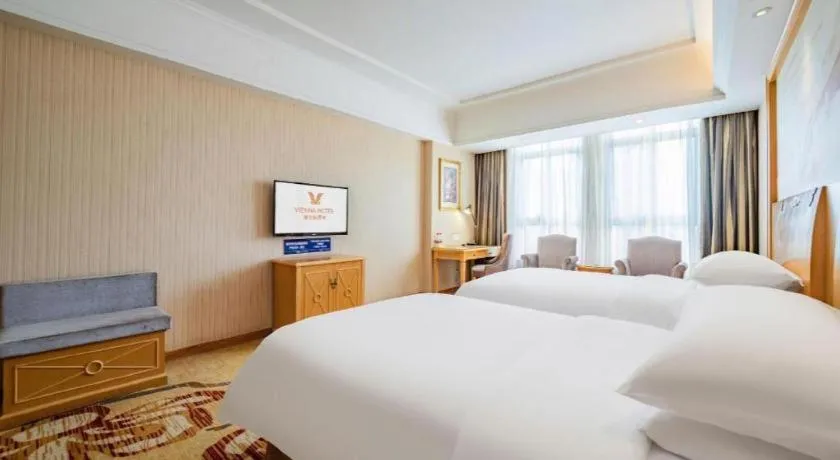 Bed in Vienna Hotel Chengdu Xinfan Furniture City