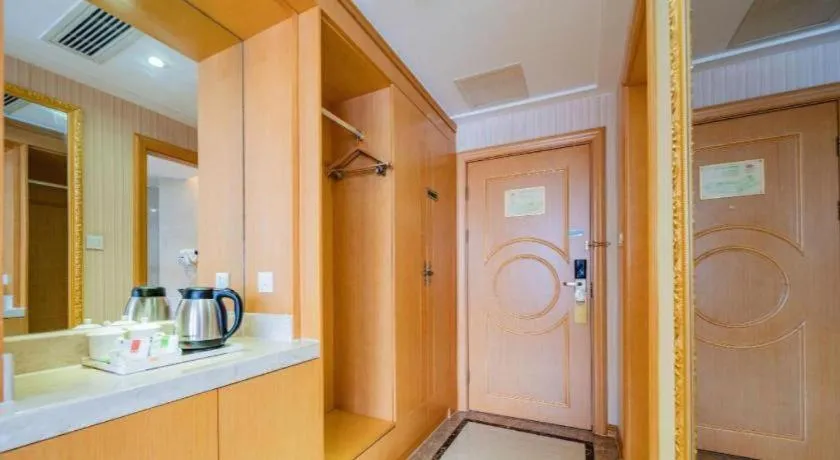 Vienna Hotel Chengdu Xinfan Furniture City