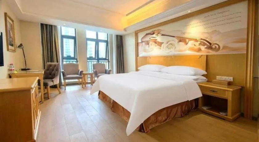 Bed in Vienna Hotel Chengdu Xinfan Furniture City