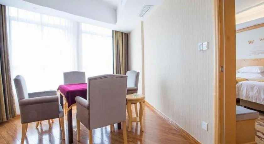 Bed in Vienna Hotel Chengdu Xinfan Furniture City