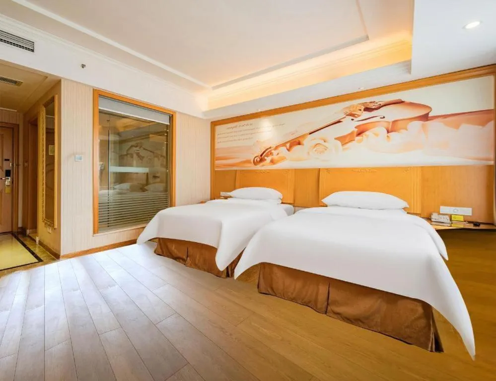 Bed in Vienna Hotel Chengdu Xinfan Furniture City