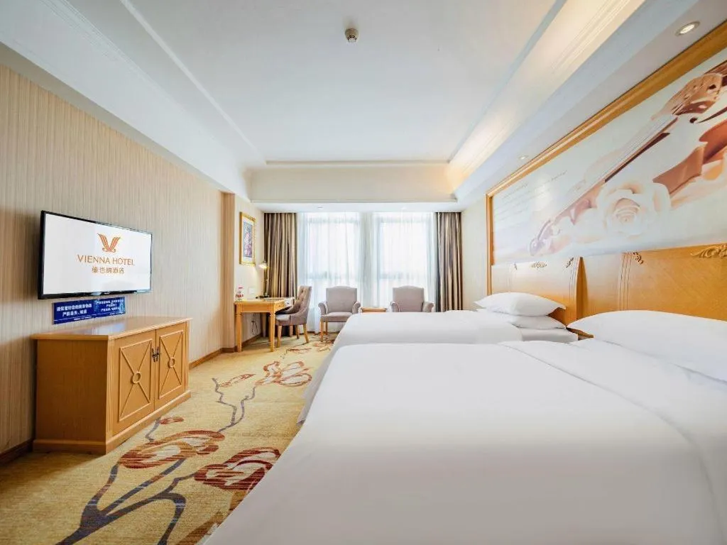 Bed in Vienna Hotel Chengdu Xinfan Furniture City