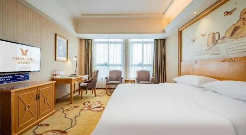 Bed in Vienna Hotel Chengdu Xinfan Furniture City