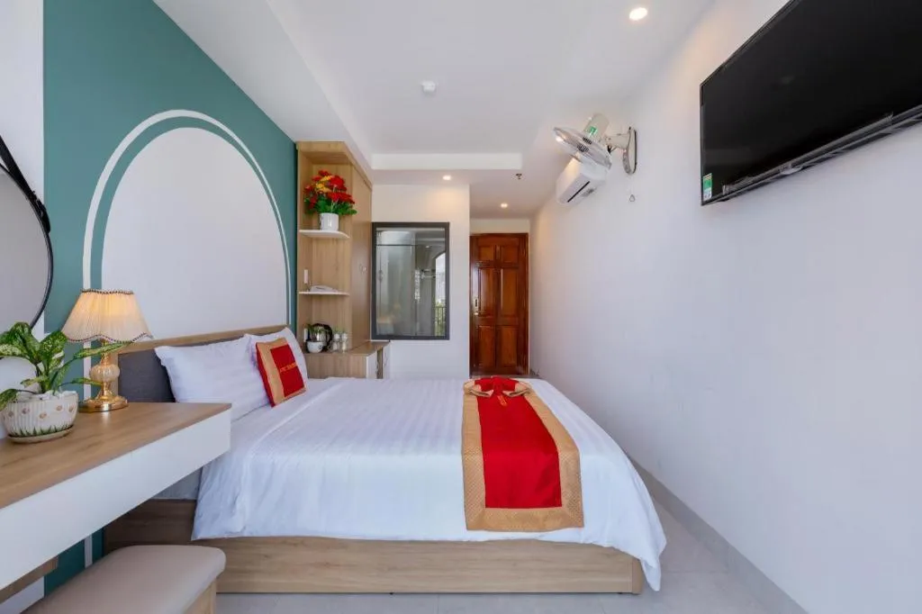 Bed in Gold Holiday Hotel