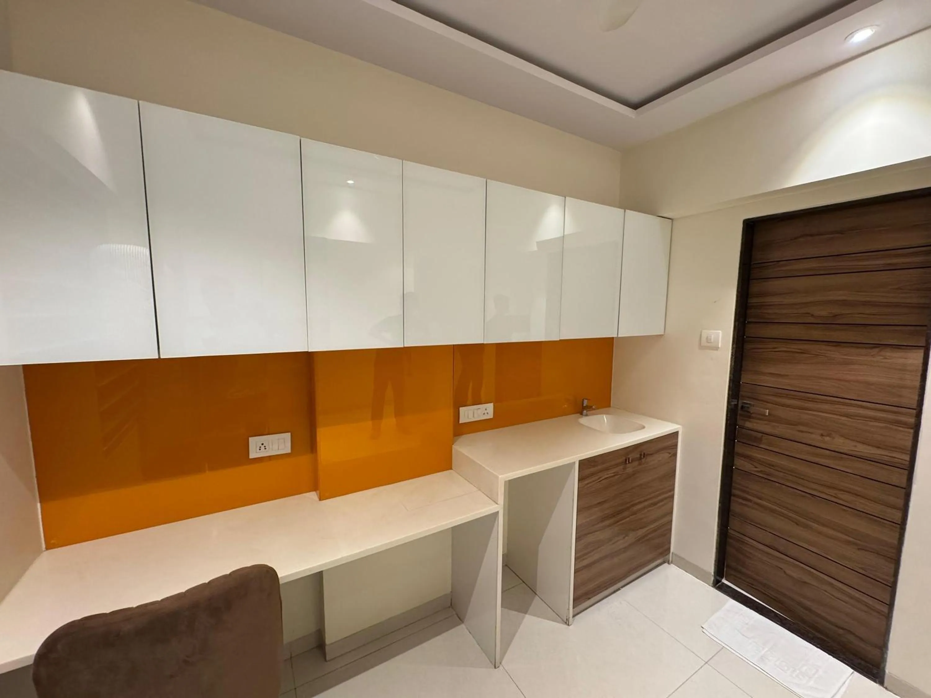 Area and facilities in Hotel Pacific Residency