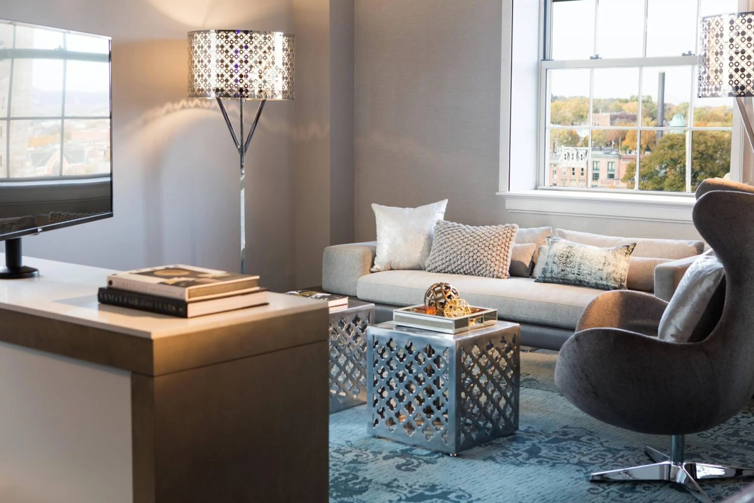 Meeting/conference room in Renaissance Albany Hotel