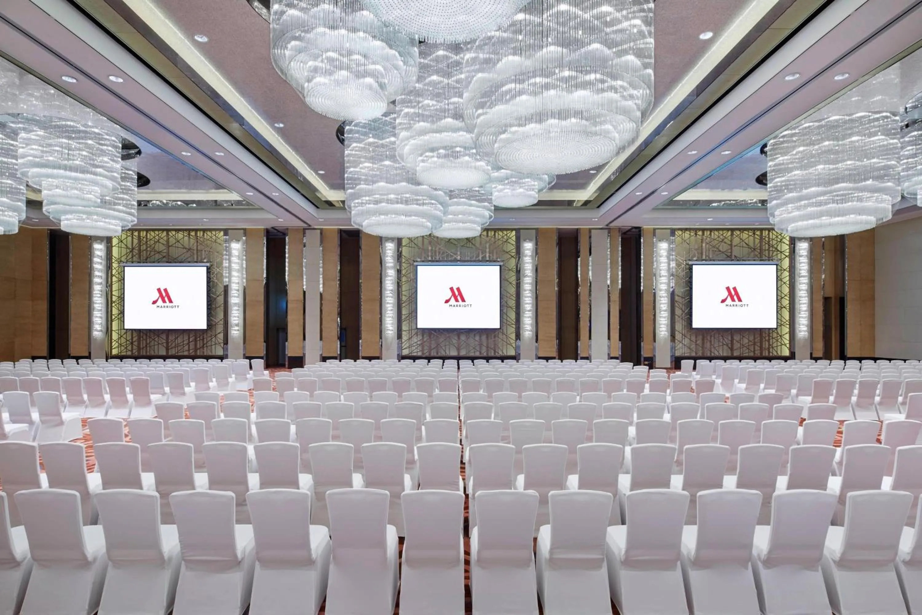 Meeting/conference room in Zhuzhou Marriott Hotel