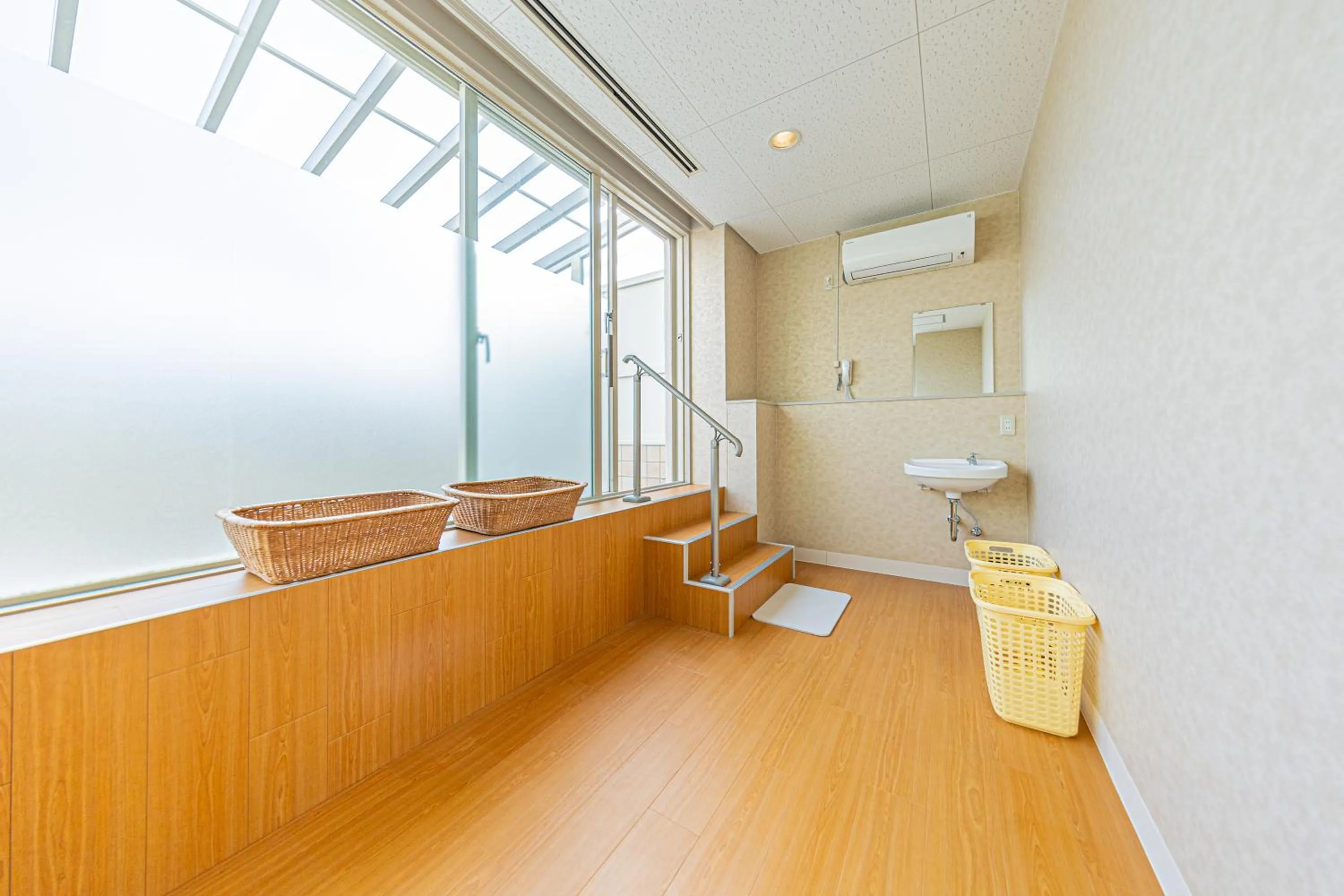 Hot Spring Bath in GARDEN HOTEL Hanayo