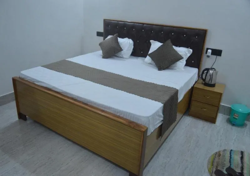 Bed in Mateshwari Palace