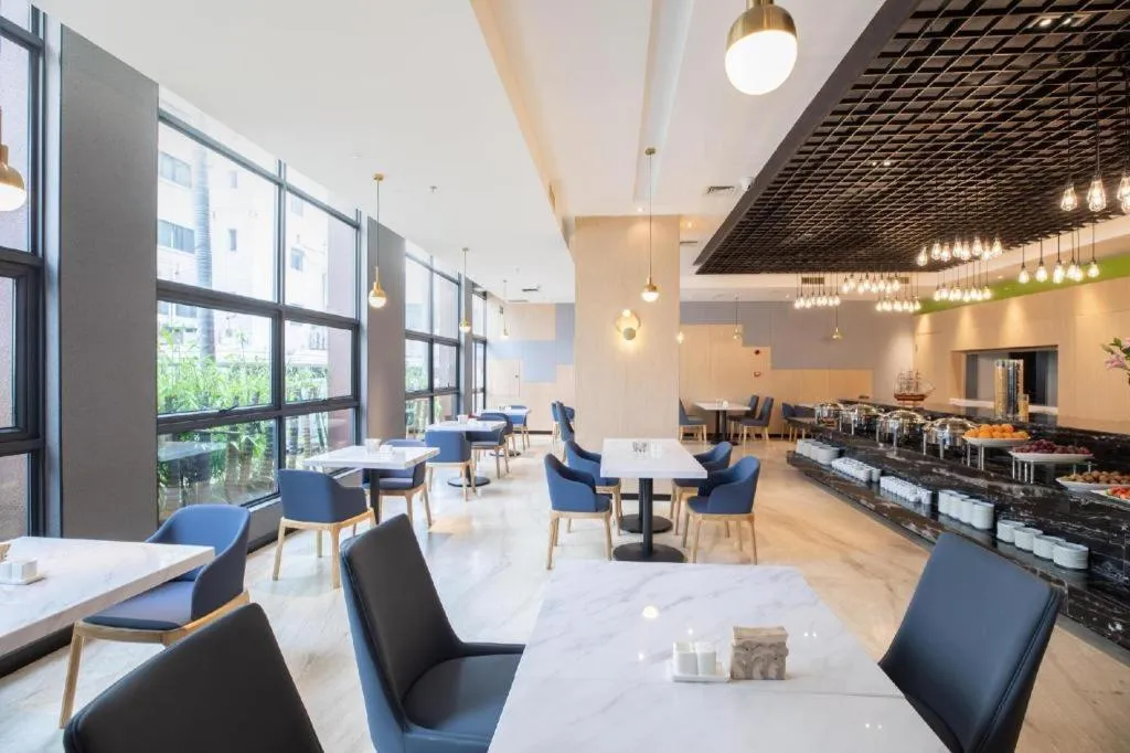 Atour Hotel Xiamen City Government Dongdu Passenger Transport Terminal