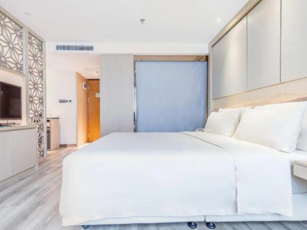 Bed in Atour Hotel Xiamen City Government Dongdu Passenger Transport Terminal