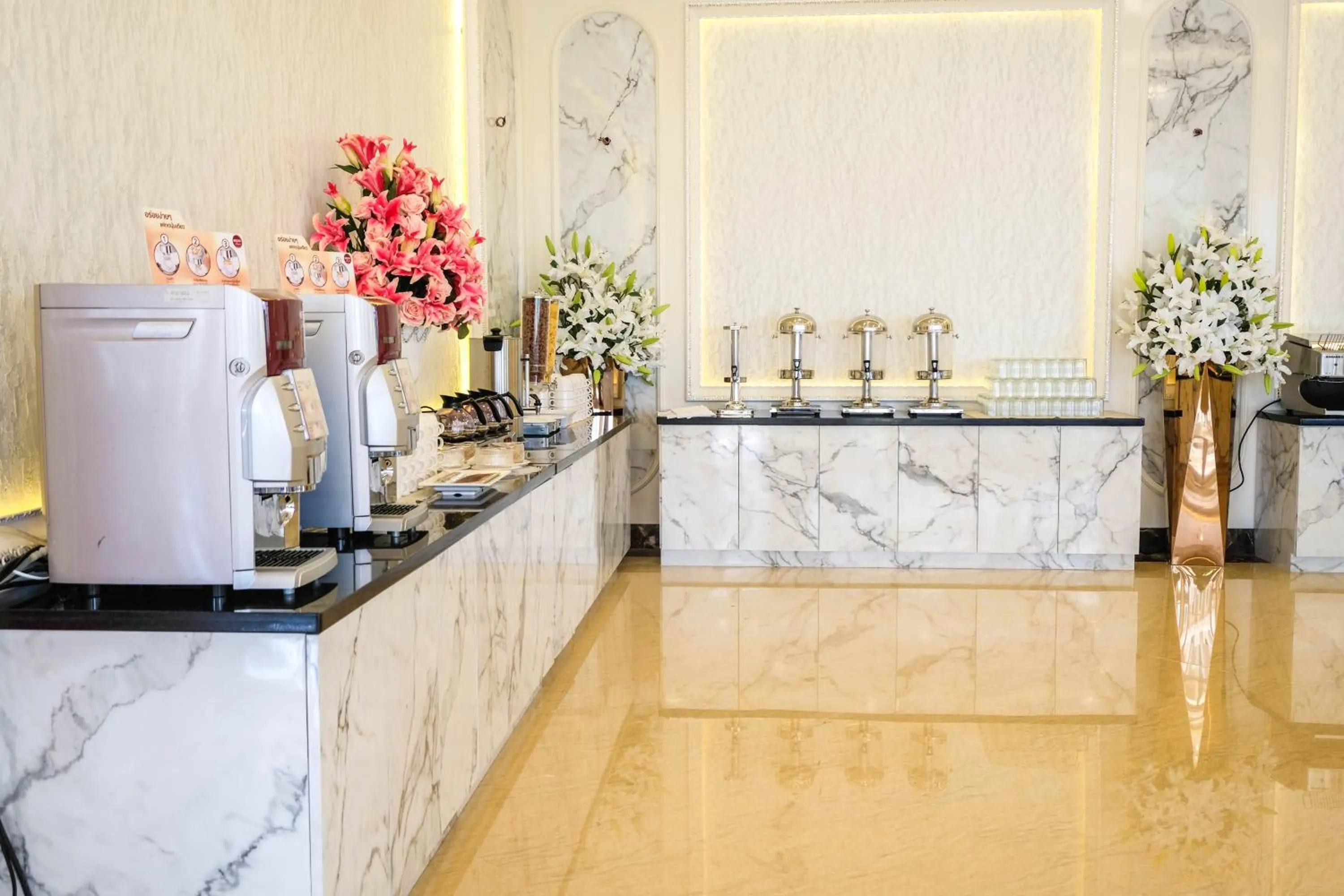 Restaurant/places to eat in LK Grand Empire