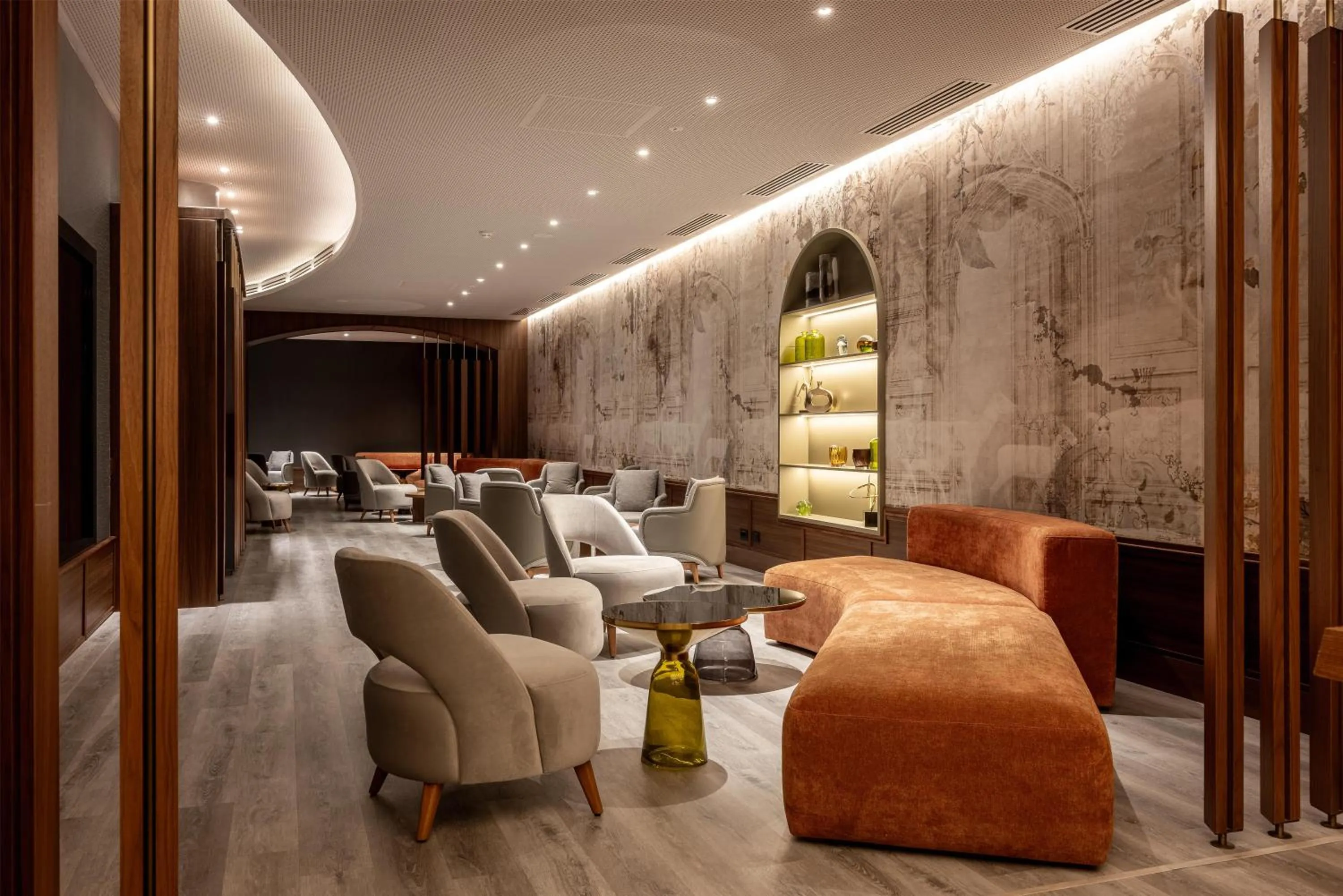 Lounge or bar in Radisson Blu Hotel, Florence