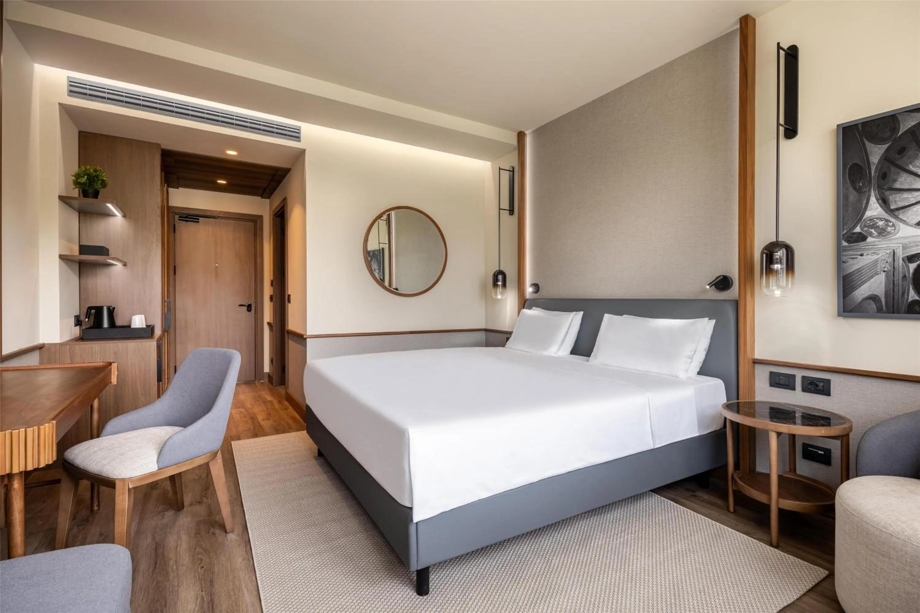 Bedroom, Bed in Radisson Blu Hotel, Florence