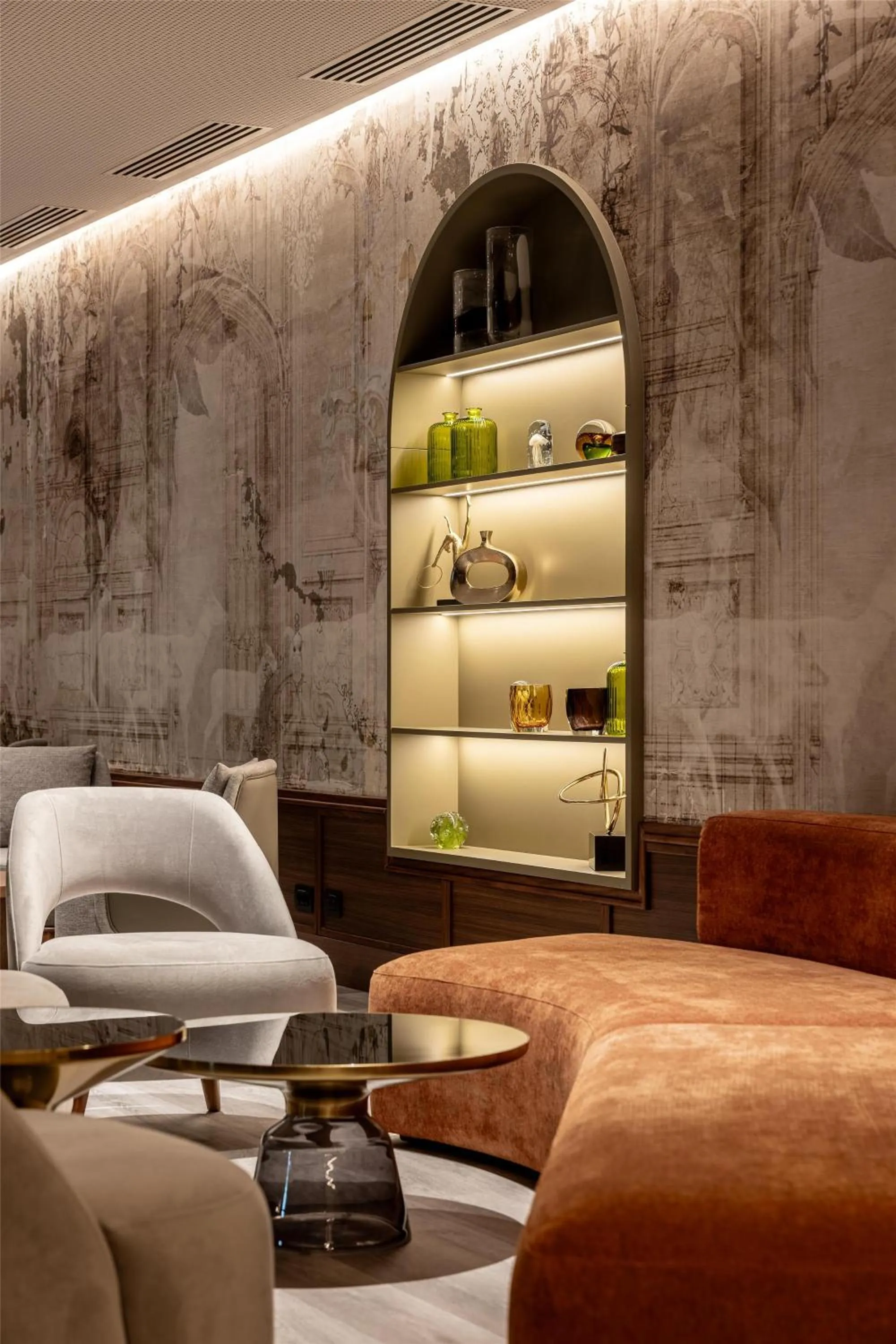 Lounge or bar in Radisson Blu Hotel, Florence