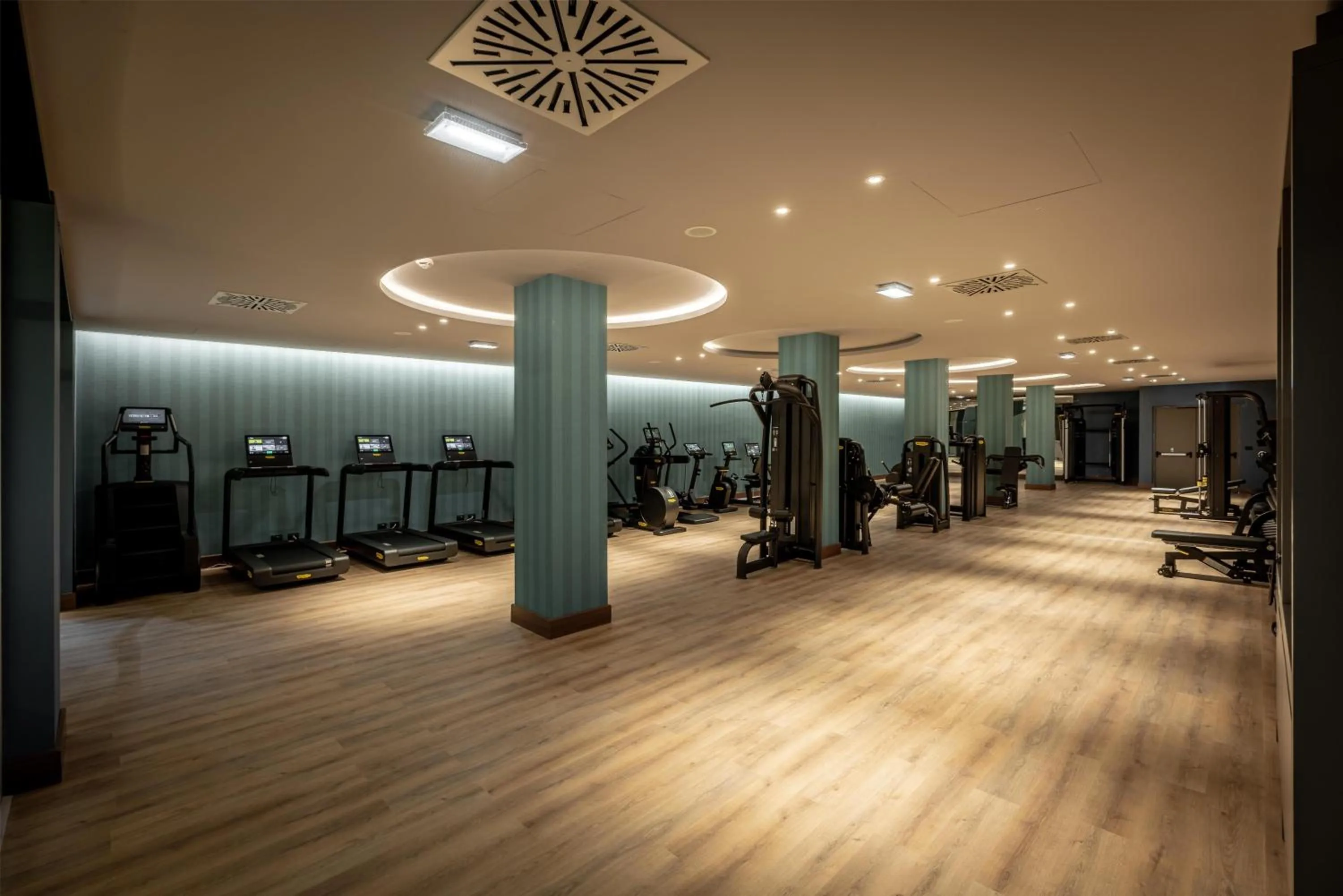 Fitness centre/facilities in Radisson Blu Hotel, Florence