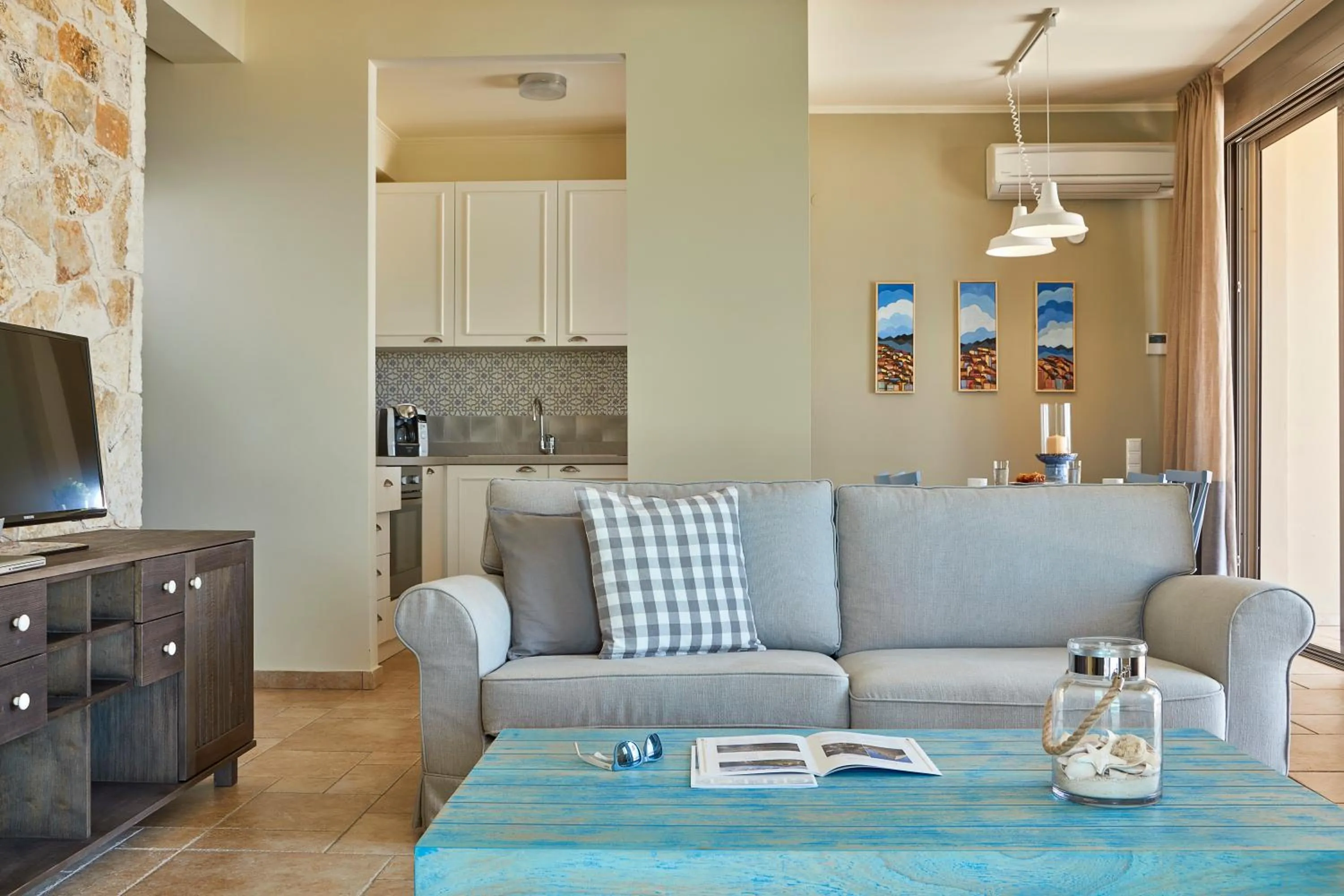 TV and multimedia in Sivota Seascape Luxury Villas & Residences