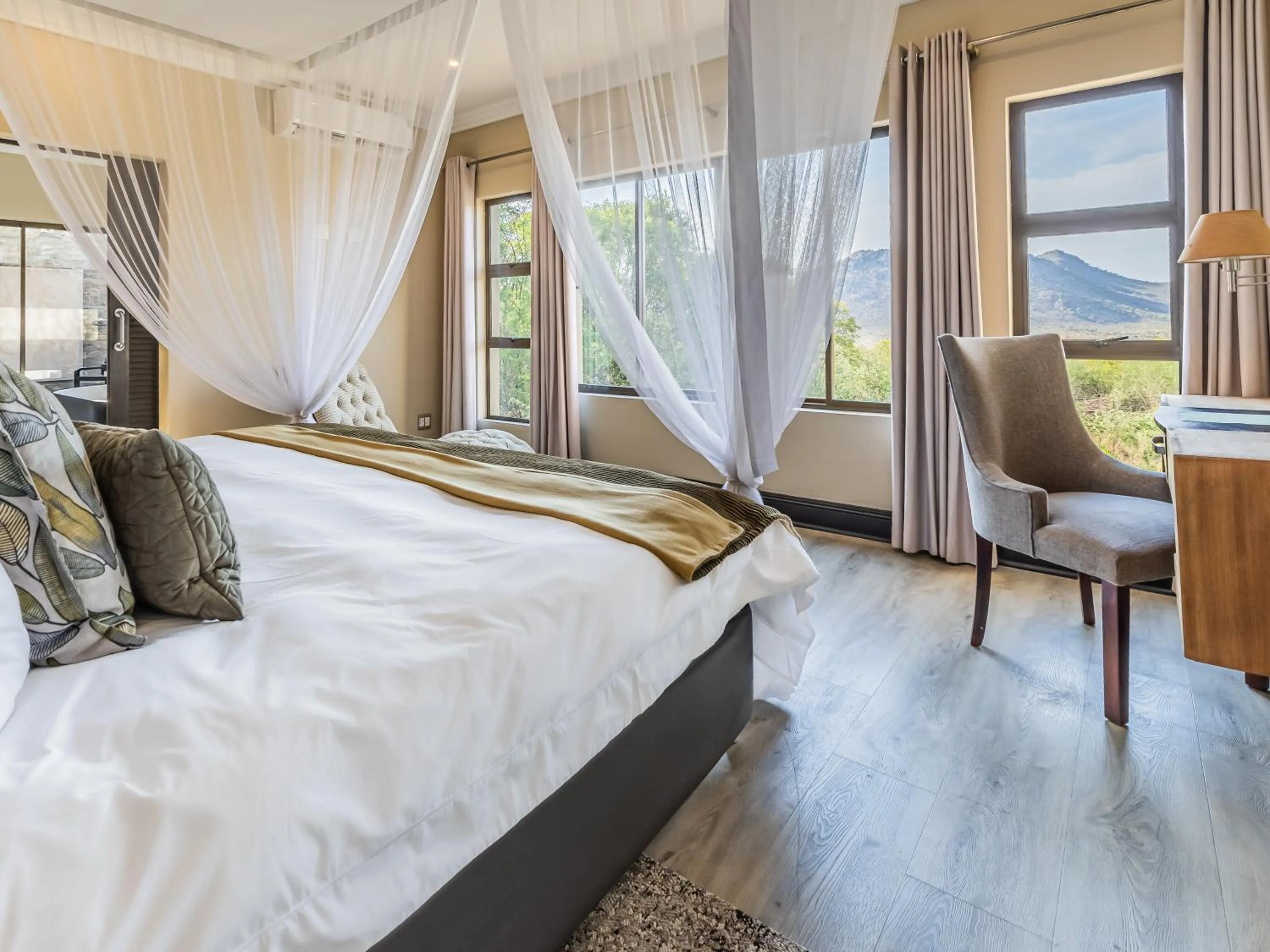 Bed in Shepherds Tree Game Reserve