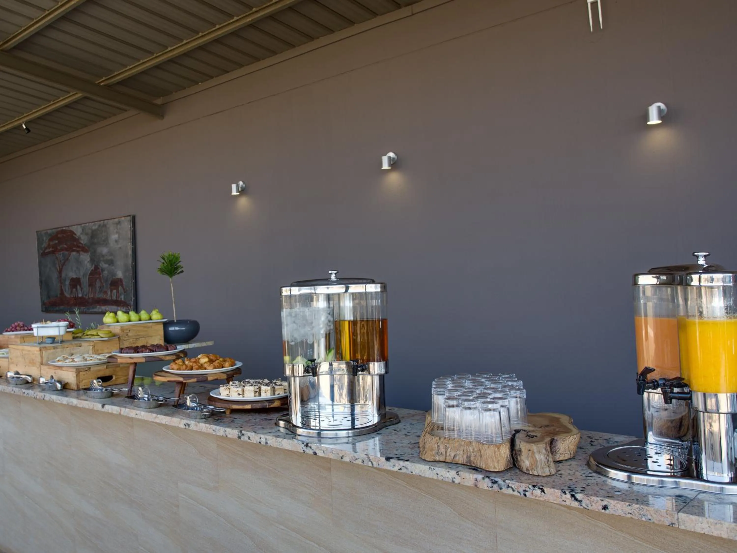 Food and drinks in Shepherds Tree Game Reserve