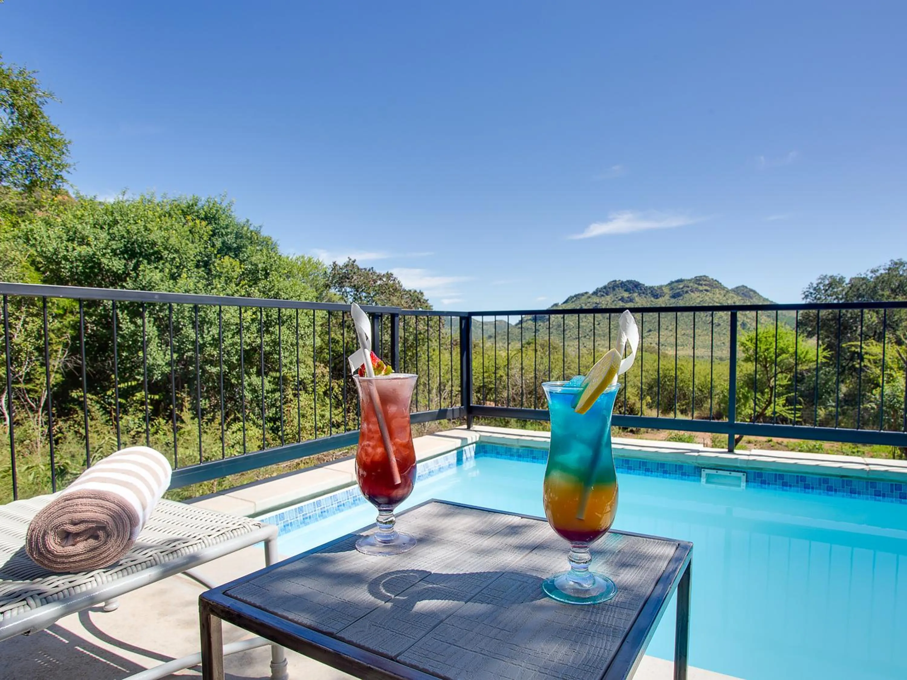 Swimming pool in Shepherds Tree Game Reserve