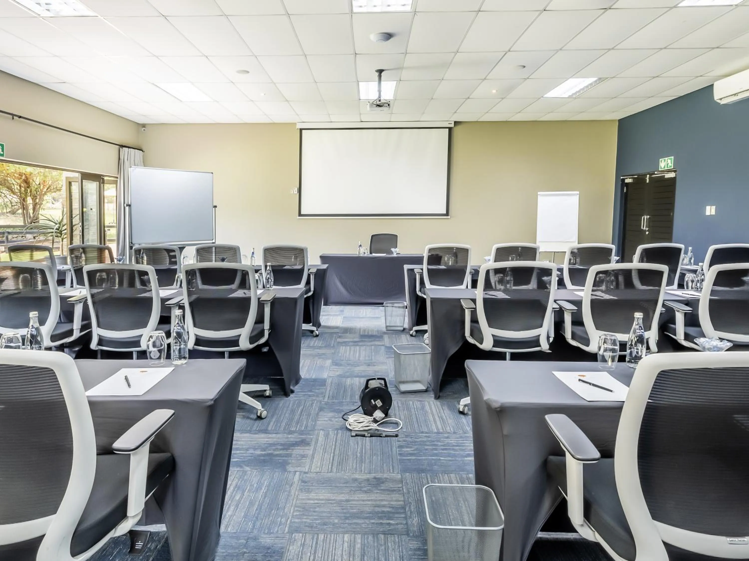 TV and multimedia in Shepherds Tree Game Reserve