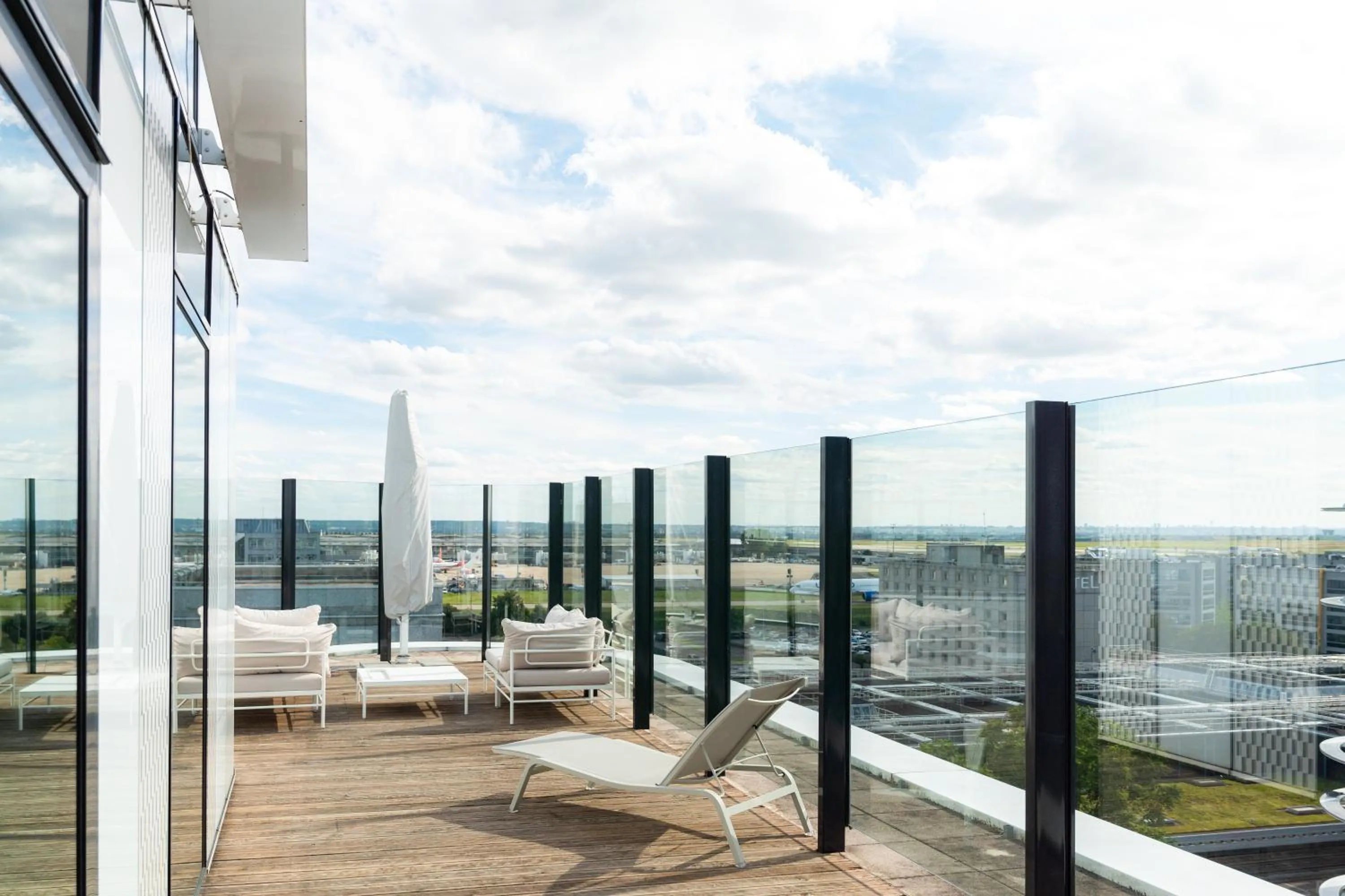 Balcony/Terrace in Pullman Paris Roissy Cdg Airport