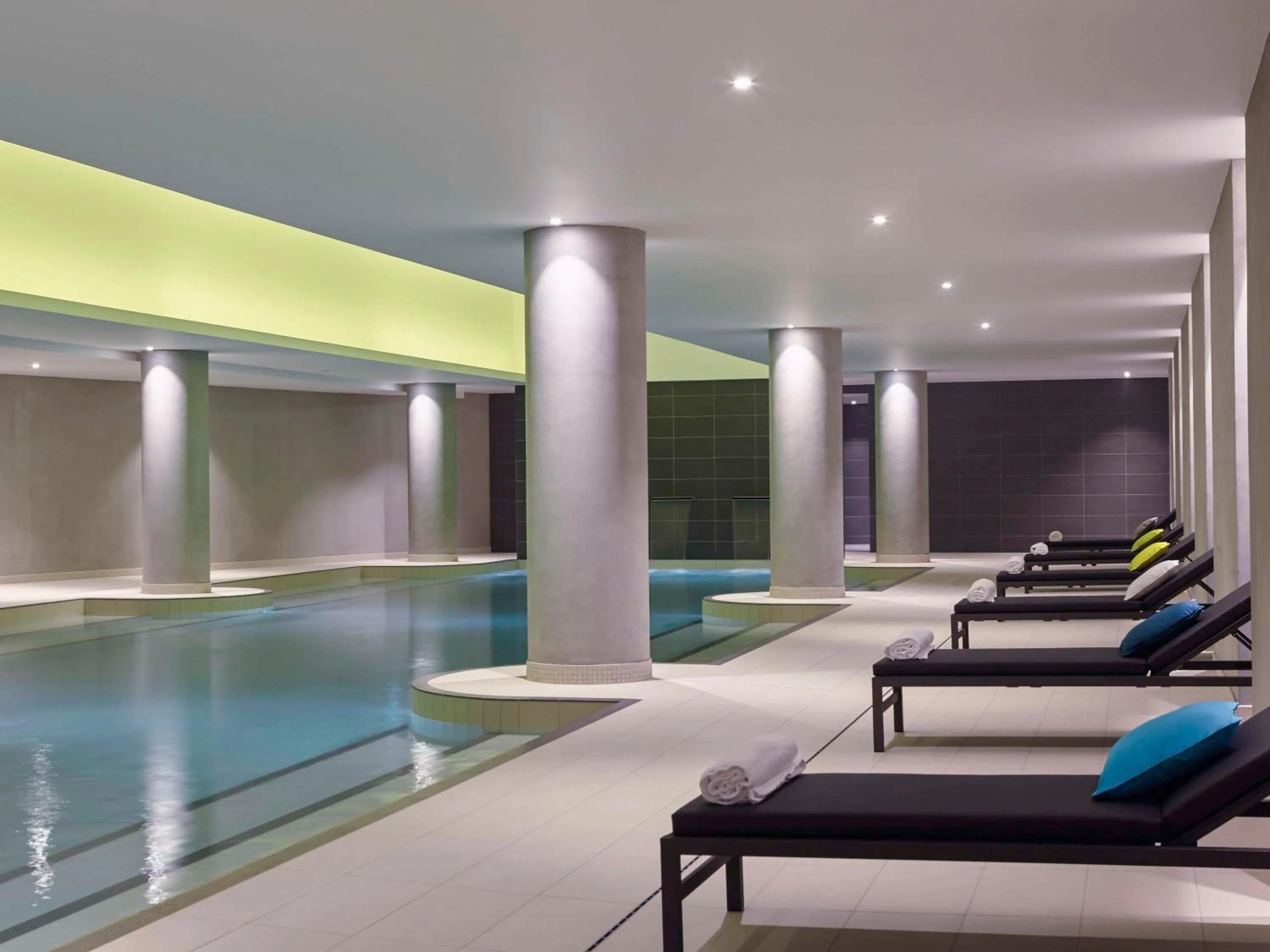 Pool view in Pullman Paris Roissy Cdg Airport