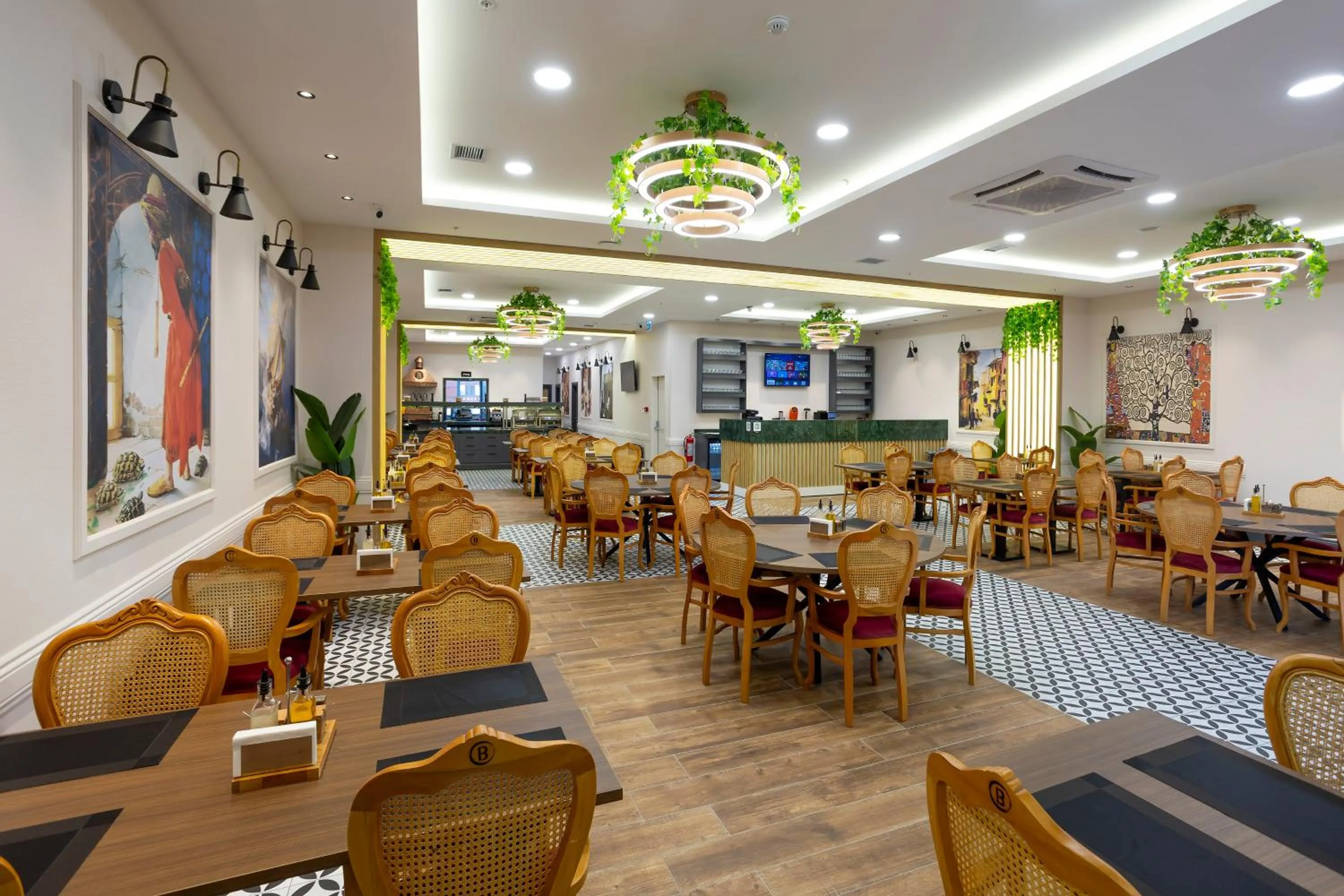 Restaurant/places to eat in Bulton Hotel Airport