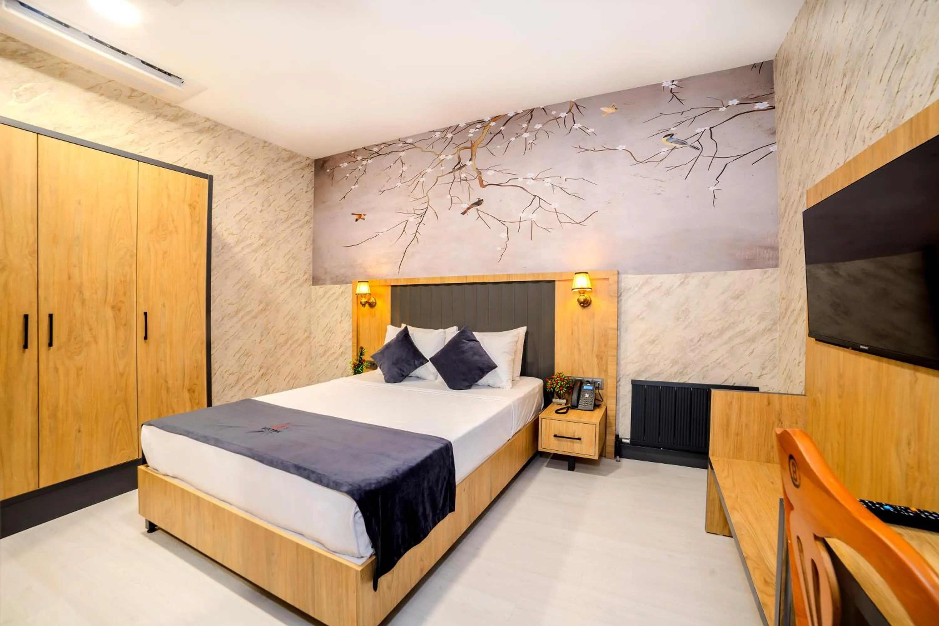 Photo of the whole room, Bed in Bulton Hotel Airport