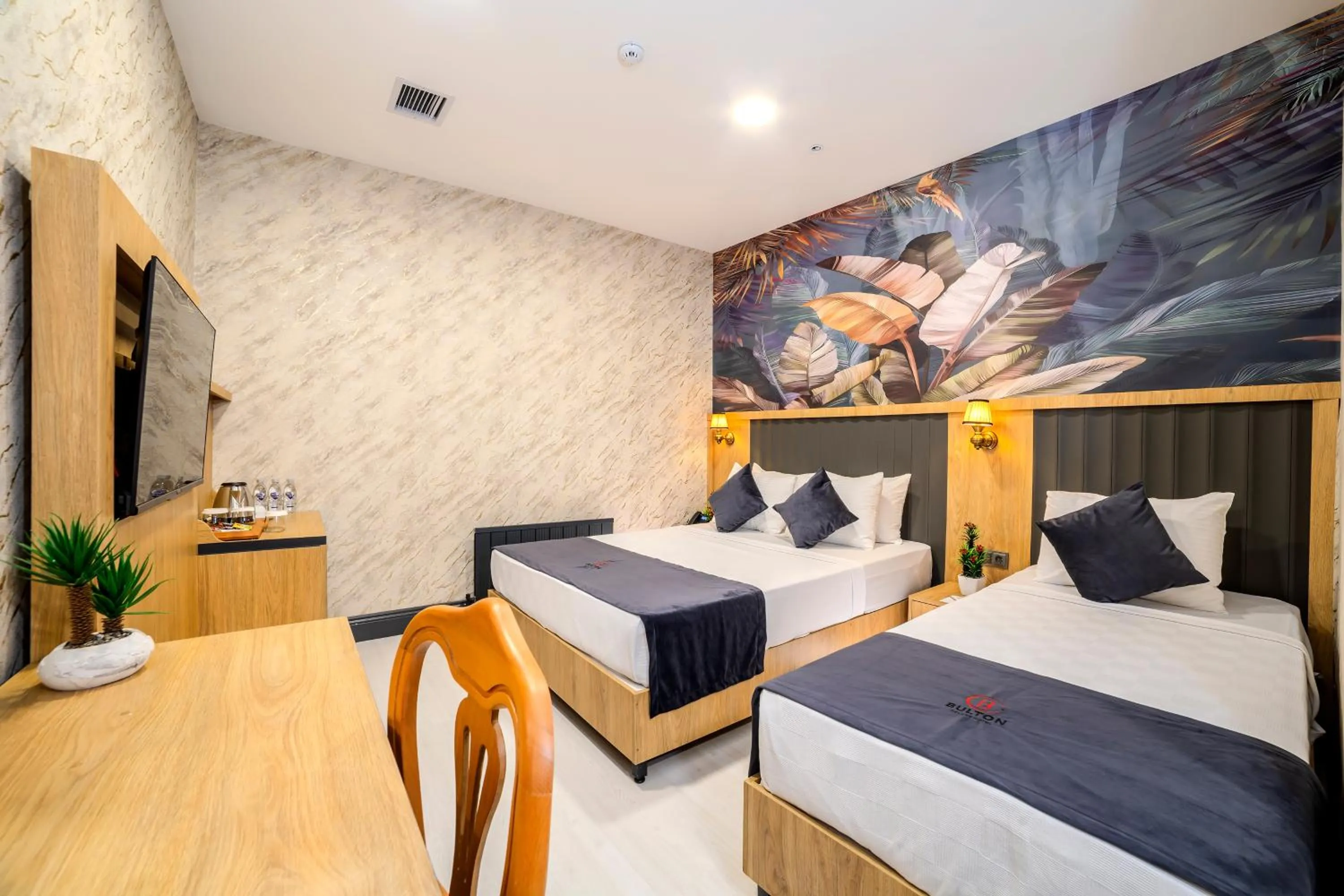 Photo of the whole room, Bed in Bulton Hotel Airport & Spa Wellness