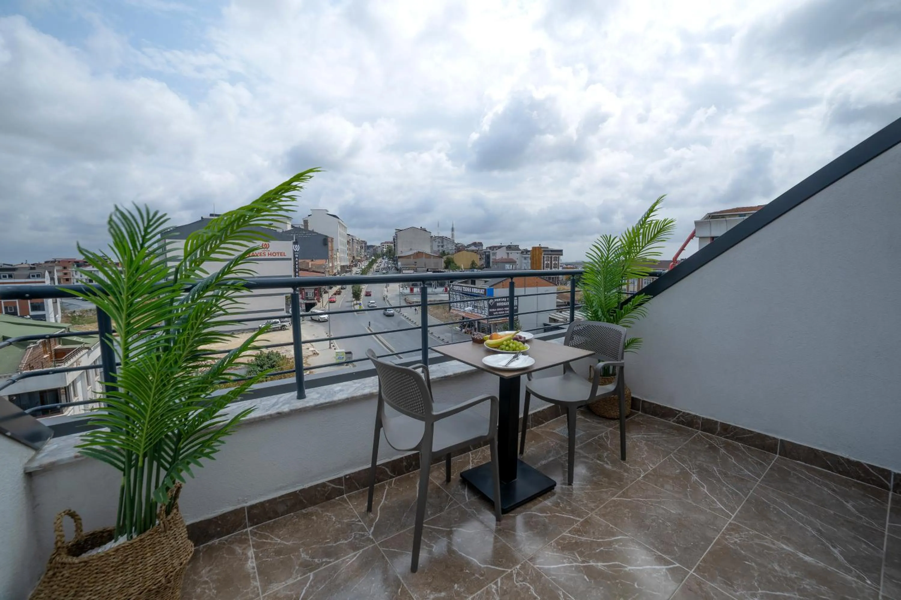 Balcony/Terrace in Bulton Hotel Airport