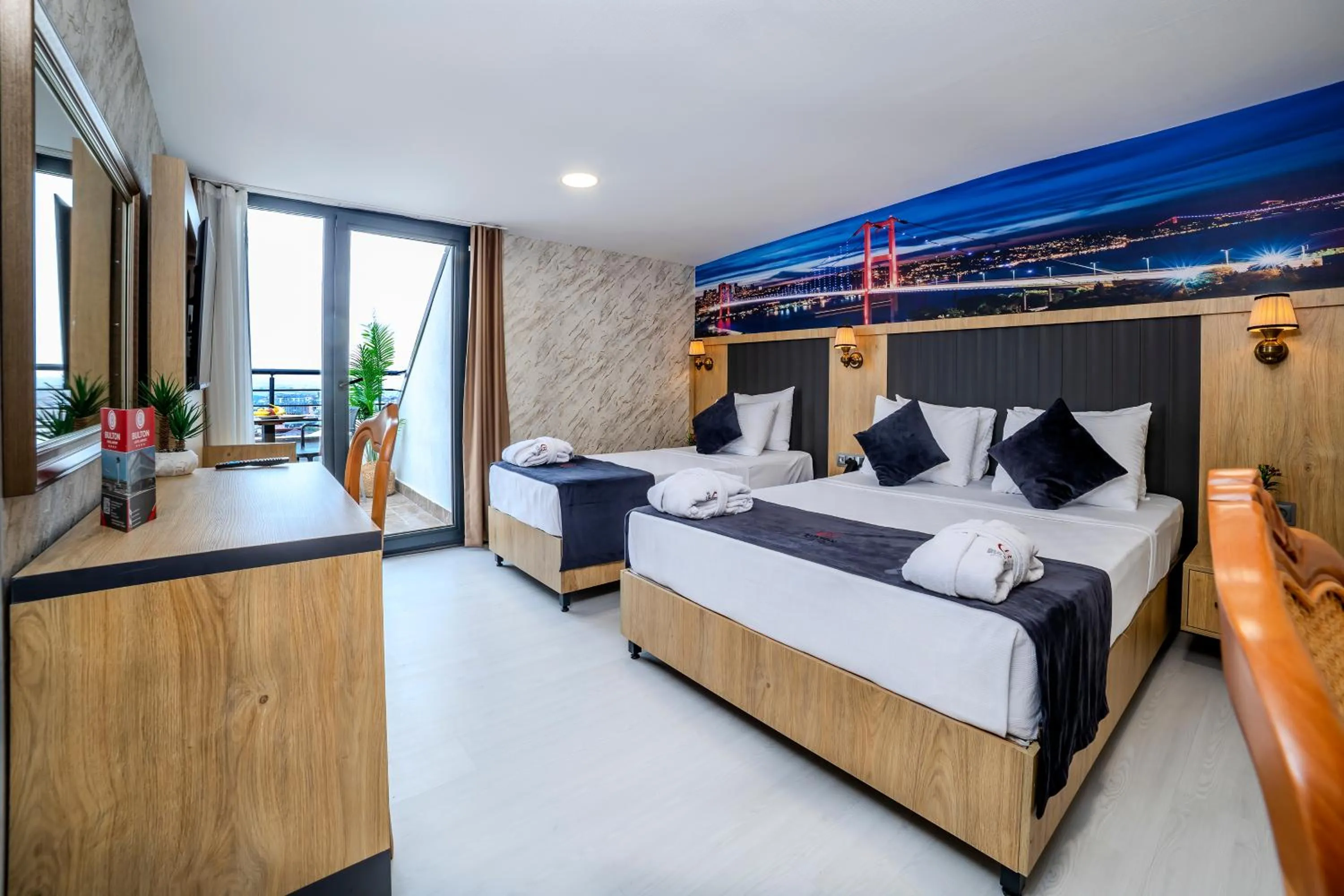 Photo of the whole room, Bed in Bulton Hotel Airport & Spa Wellness