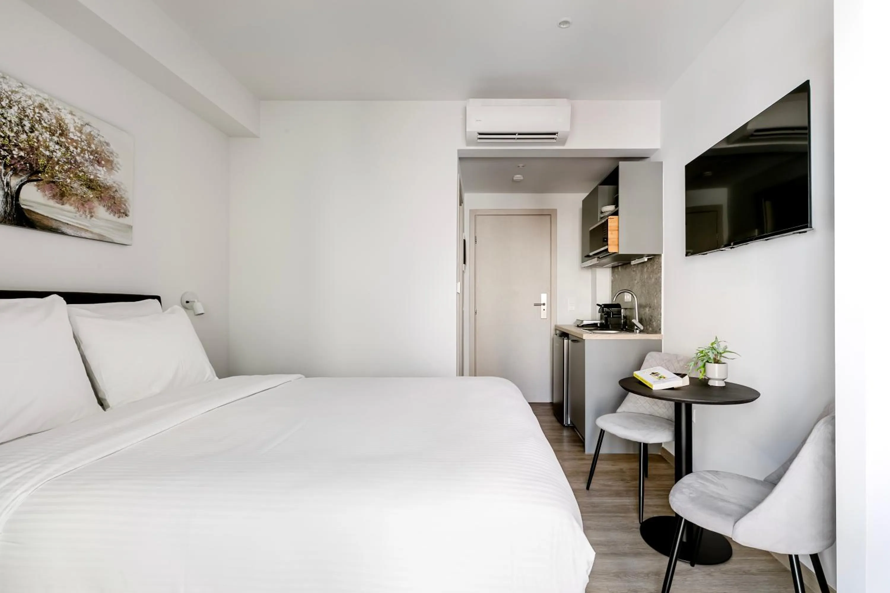 Bedroom, Bed in B48 Athens Dafni