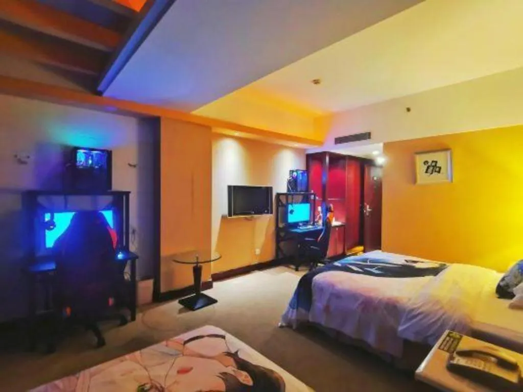 Bed in CP Peninsula Hotel